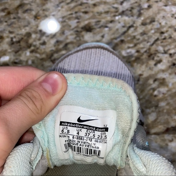 Nike women’s running shoes - Picture 1 of 4